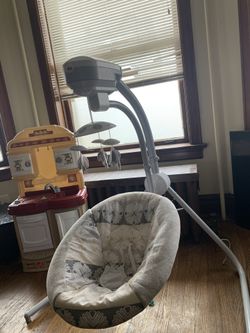 Baby swing 