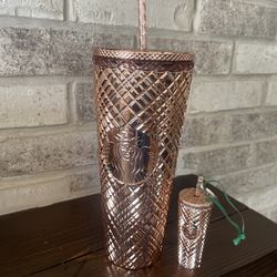 Starbucks 2023 Holiday Rose Gold Jeweled 24 oz and Gold Rose Keychain