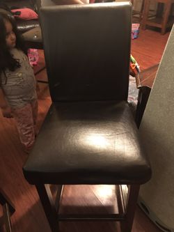 4 Chairs
