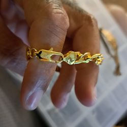 18k Gold Bracelet 