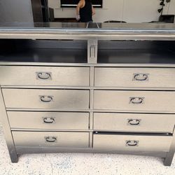 Black Wood Bedroom Set