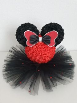 Mini mouse centerpieces.