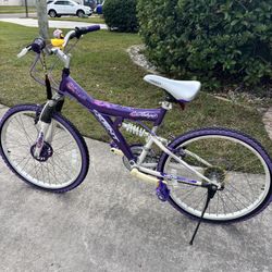 Kent Girls’ Bike – 20” – Needs New Tire