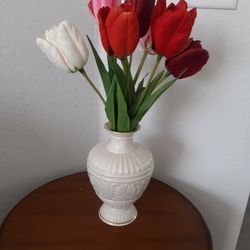 LENOX PORCELAIN VASE It EXCELLENT CONDITION 