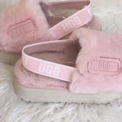 Ugg Platform Slides Size 8 $100 Pick Up Only