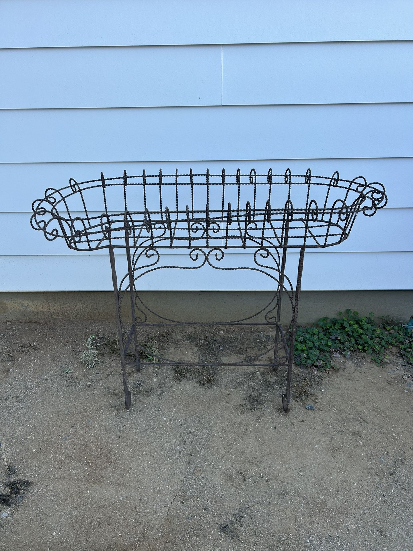 Antique Iron Planter Plant Holder Garden Rust