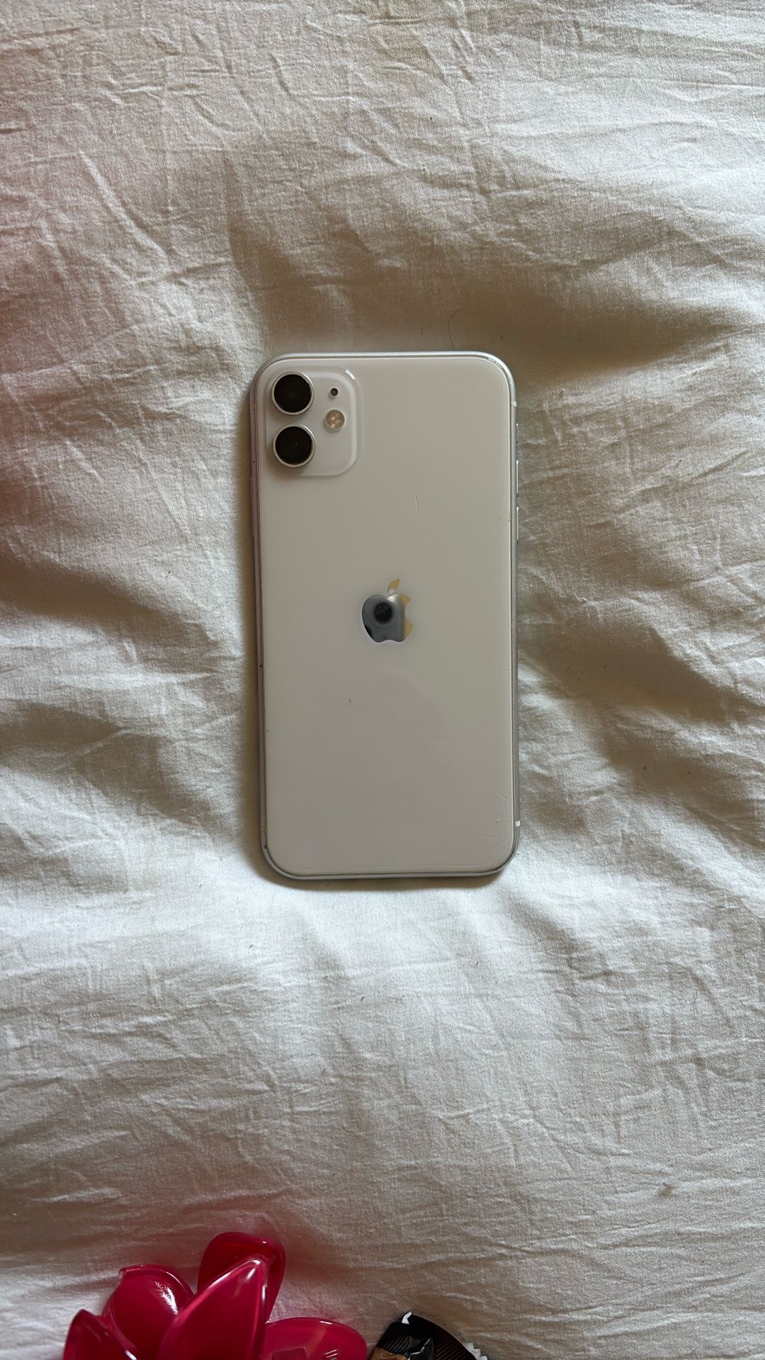 iphone 11 (selling for parts)