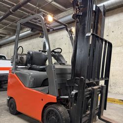 LATEST TOYOTA M8 Forklift for sale 