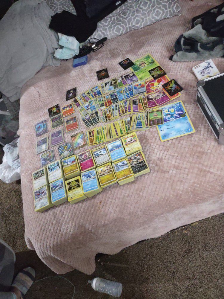 A Rare Variety Of Old And New Pokemons A Few Charizards In There 