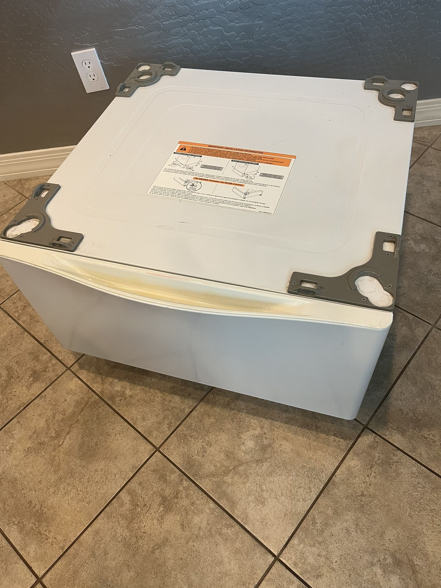 LG Washer Dryer Pedestal