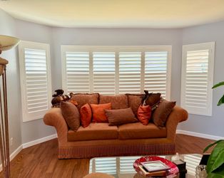 Interior Wood Shutters- Custom, Plantation, Professional Installation, Licensed Company, Window Treatments & Coverings, Persianas De Madera, Espanol