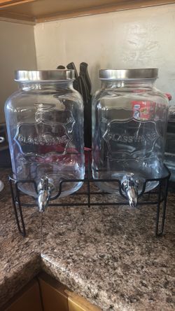 1 gallon glass drink dispenser with holder