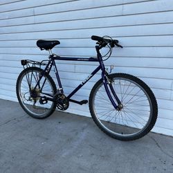 Trek Men’s Mountain Bike