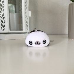 Cute Seal/Panda Keychain!