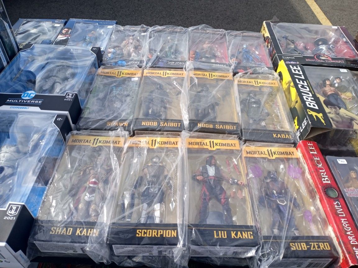 McFarlane Mortal Kombat Figures Starting @$25 & Up ( Please Read Description Down Below )