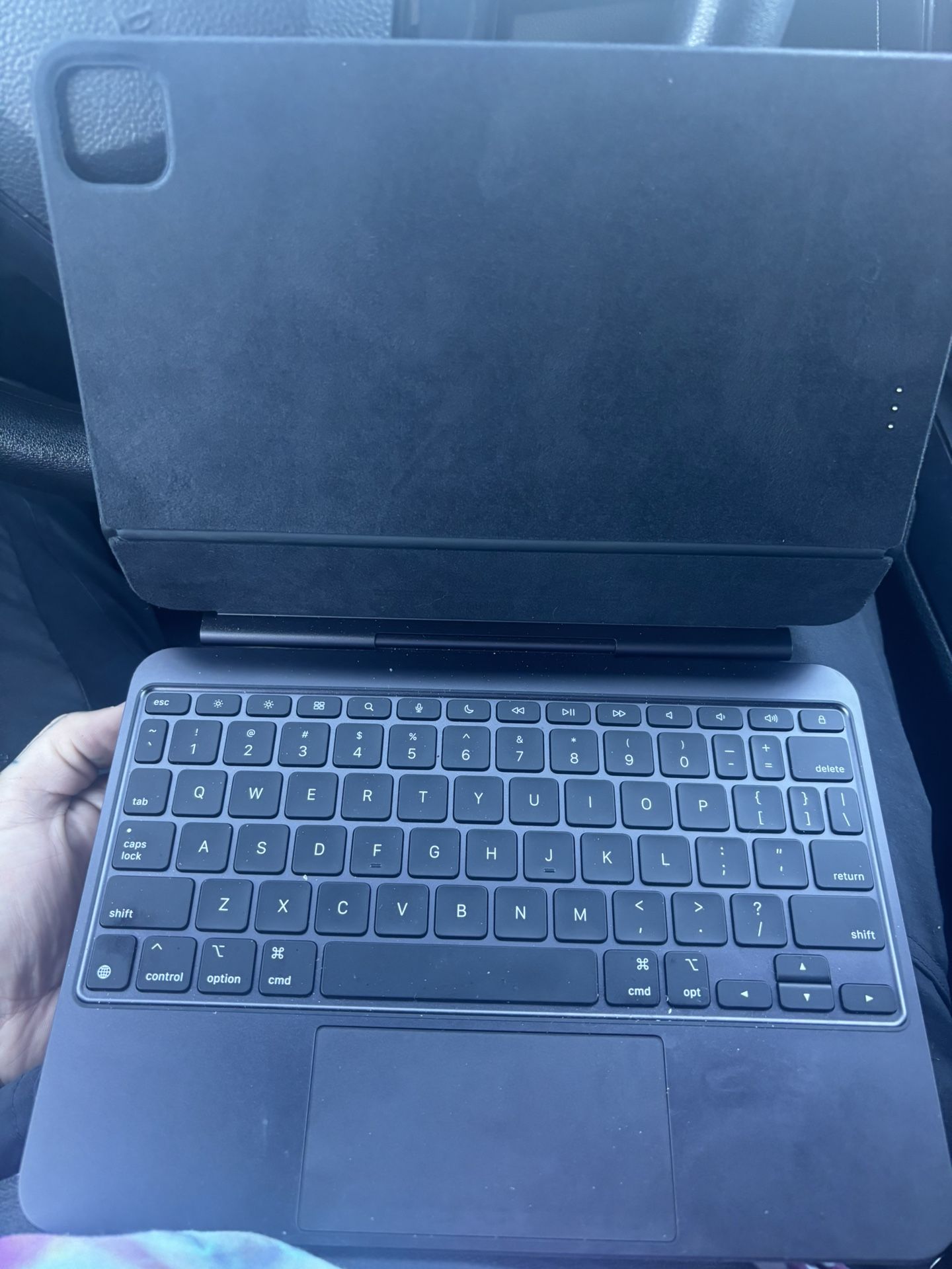 Apple Magic Keyboard For 11” iPad Pro 2024