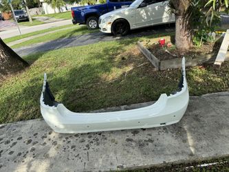 Mercedes Benz Bumper Cover For A 2010– 2013 E350 E550