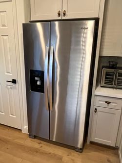 Stainless steel refrigerator Whirlpool