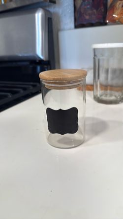 14 Glass containers 4”