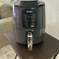 Ninja 4 Qt Air Fryer Black