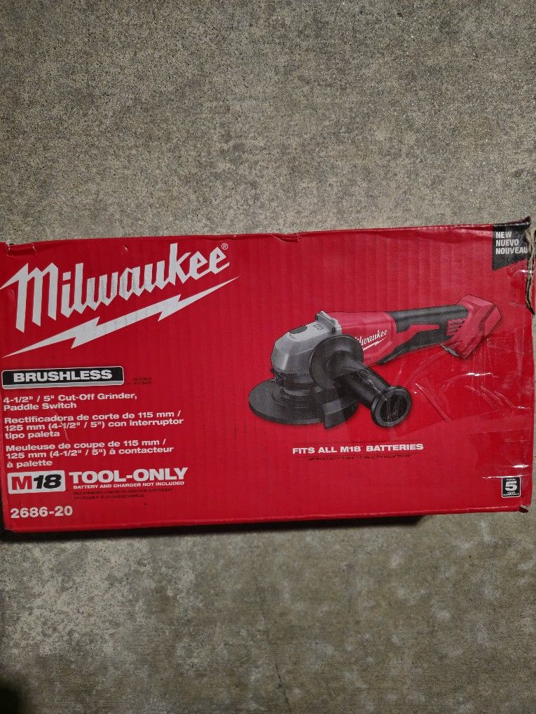 Milwaukee 2686-20 M18 18V Lithium-Ion Brushless 4-1/2"/5" Cordless Grinder