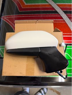 Toyota Camry (2018- 2024) right passenger mirror