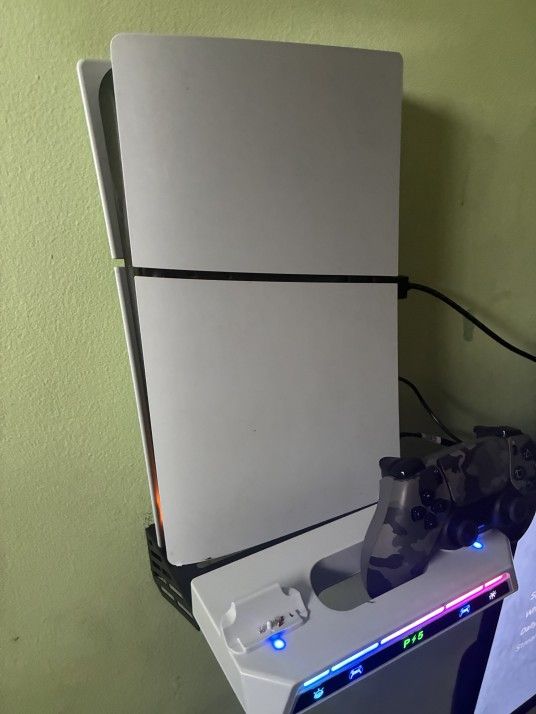 PS5 Digital With LED Charging Station And Mount