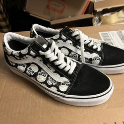 Vans (Size 10)