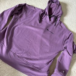 Woman’s Champion Sweatshirt Midnight Aster Size Medium