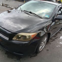 2006 toyota scion título limpio