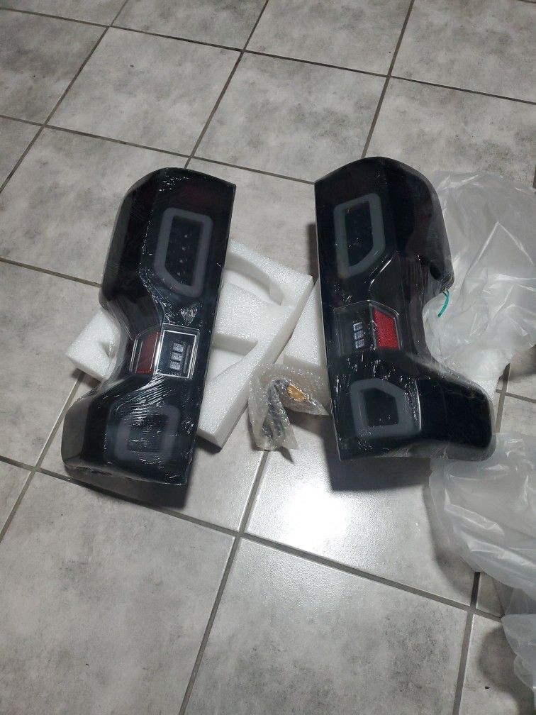 Tail Lights for a Silverado 2019 - 2022