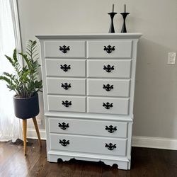 Thomasville Light Grey Dresser 