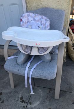 Baby feeding chair