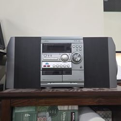 Aiwa sound system