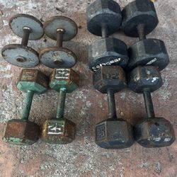 Set Of Dumbells 210lbs Total 
