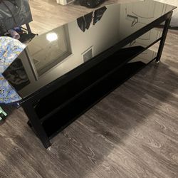 Entertainment center