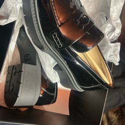 Women’s coach Shoes Size 5