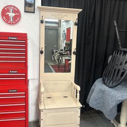 Vintage Redone Coat hanger Seat