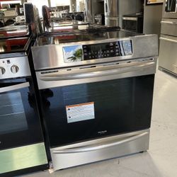 Frigidaire Gallery Stainless Steel 30” Front Control Induction Range With Air Fry