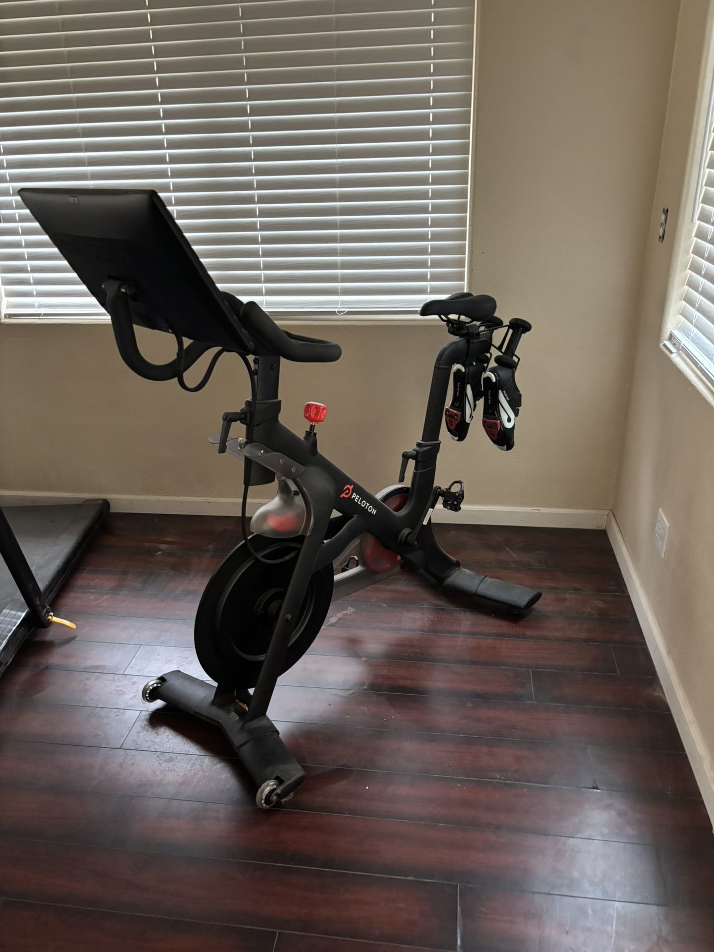 Peloton Bike