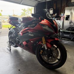 R6 Yamaha 2006