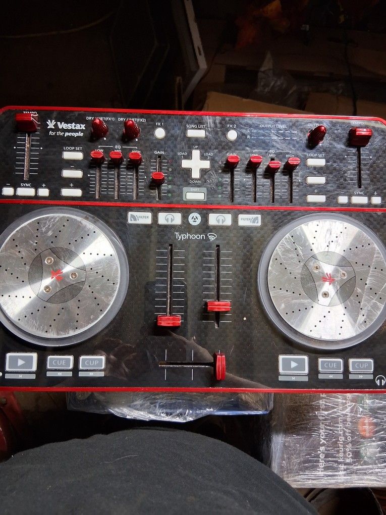 Typhoon Dj Controller