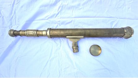 VINTAGE BRASS TELESCOPE
