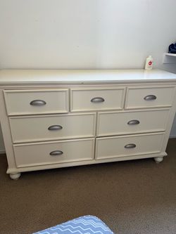 Wood dresser