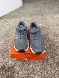 NIKE Downshifter 9 (PSV) - Size 3Y - tennis shoes