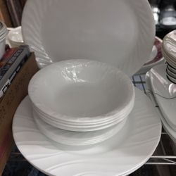Beautiful  Corelle 13-pc Bella Faenza Dinnerware Set; Service for 4; 4- Dinner Plates, 4-Salad Plates, 4-Soup Bowls + 1-Serving Platter