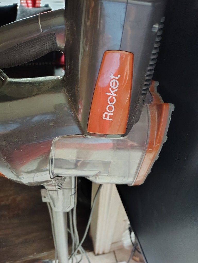 Rocket Bagless Vacuum