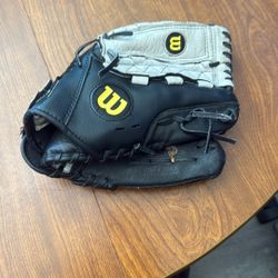 Wilson Baseball Glove