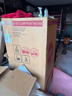 GE Stainless Steel double oven in box