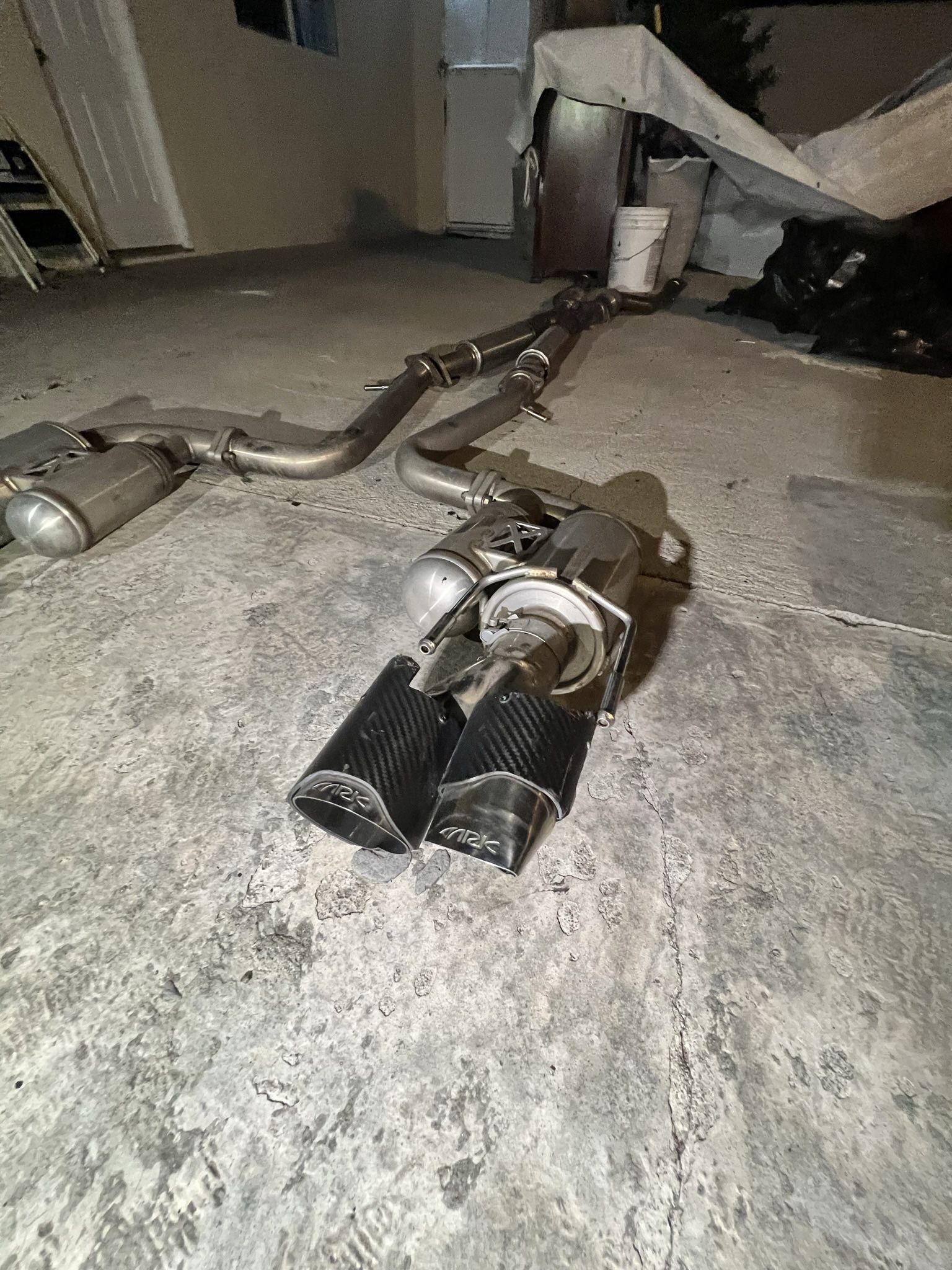 17-20 LexusArk Midepipe
